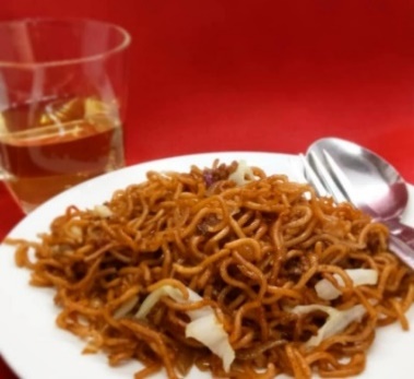 GLEXiS 安亲班每日午餐炒面