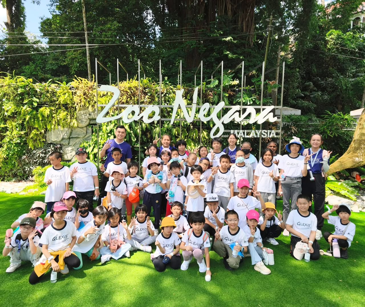GLEXiS 学校假期出游：教师带学生参观国家动物园 Zoo Negara